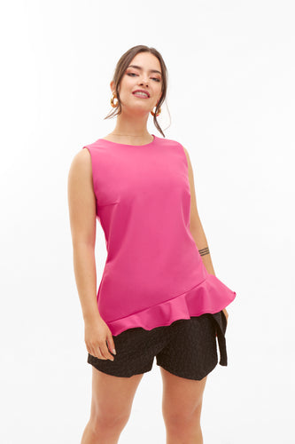 Blusa magenta con olanes 